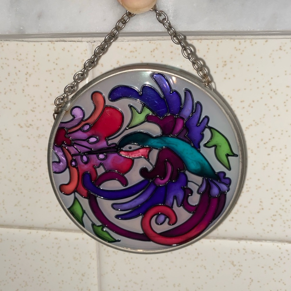 Suncatcher  Hummingbird & Flowers 3.5" Diameter Vintage‎ Stain Glass